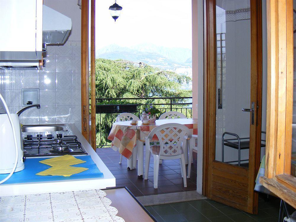 Casa Palmira Daire Brenzone sul Garda Dış mekan fotoğraf