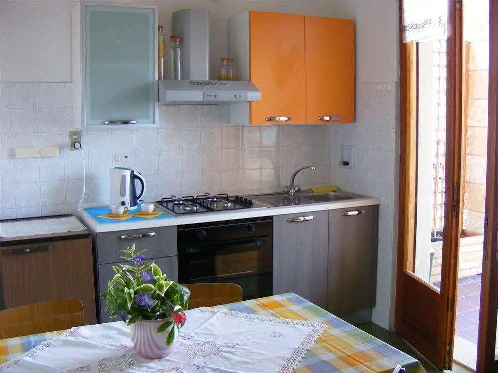 Casa Palmira Daire Brenzone sul Garda Dış mekan fotoğraf